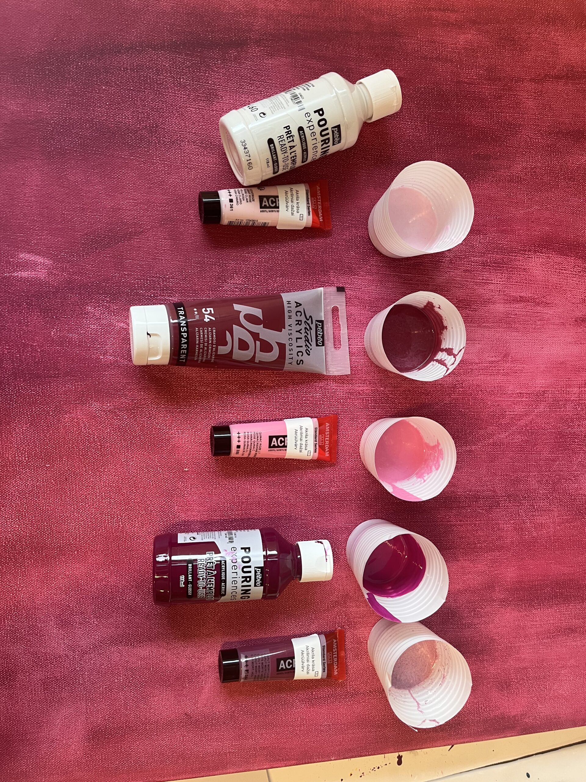 akrüülvärvide valmis tööks