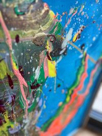 aküülmaalid kenade värvidega